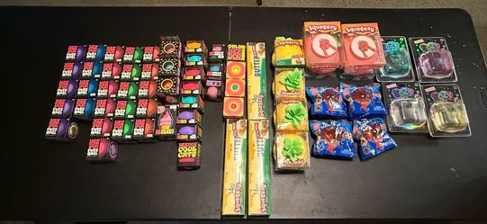 Nee-doh and Sunny Days Squishy MEGA lot !!!! New Sealed