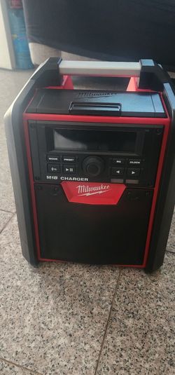 Milwaukee Radio Bluetooth Speaker