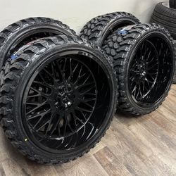 NEW 24x12 fittipaldi wheels wrapped in 33x12.50r24LT tires