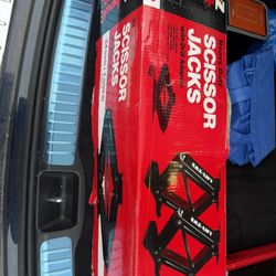 Camco 24-inch RV Stabilizing Jacks 7,500 Lbs Load (1 Pair)