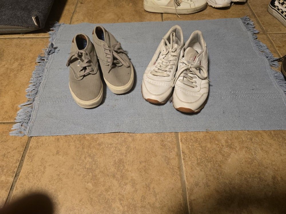 Tennis Shoes Used Number 8