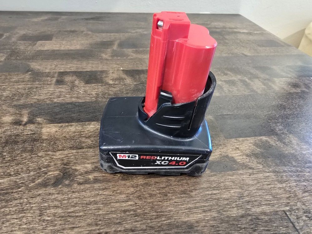 Milwaukee M12 4Ah Battery