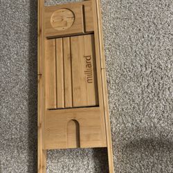 Extendable Bath Tray