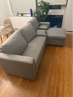 Sectional couch (like new)