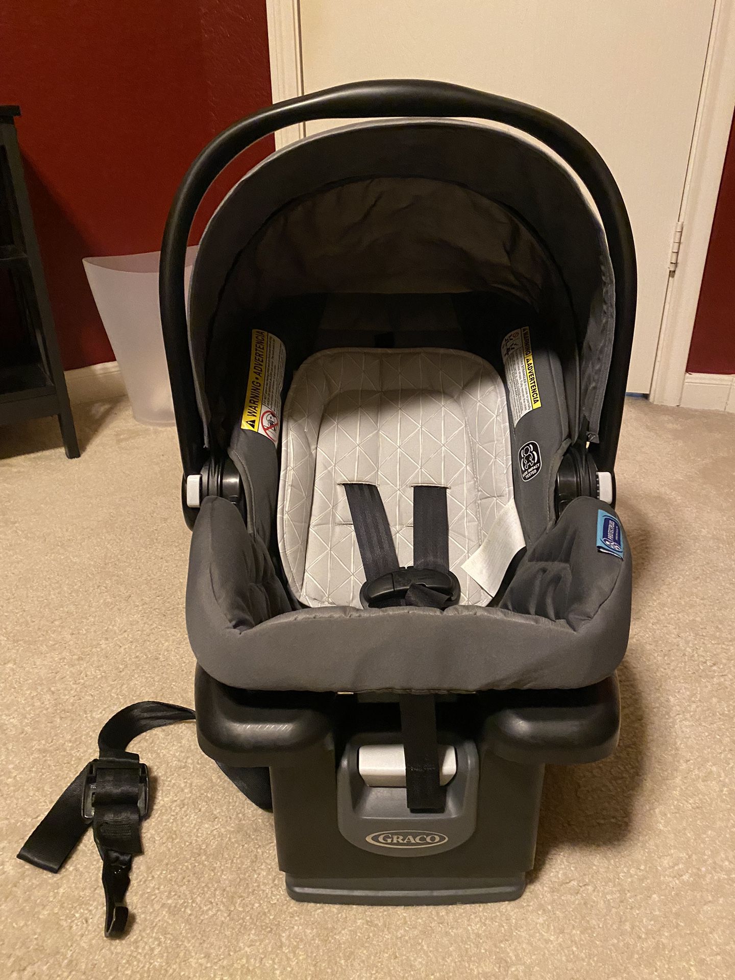 Graco Snugride 35 Lite Stroller And Car Seat With Base
