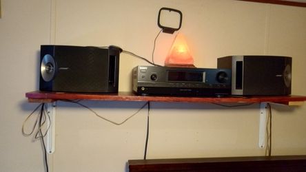 Home Stereo With Bose Speakers And A Subwoofer