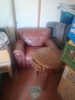 Single couch with table