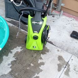 Pressure washer