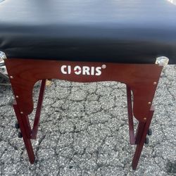 cloris massage table