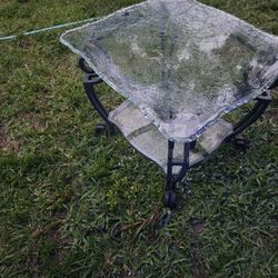 Glass Metal Very Hevy Table With Nice Glass