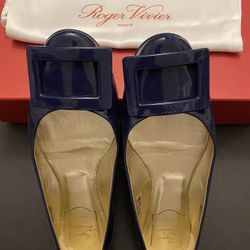 Roger Vivier Flats - Size 36