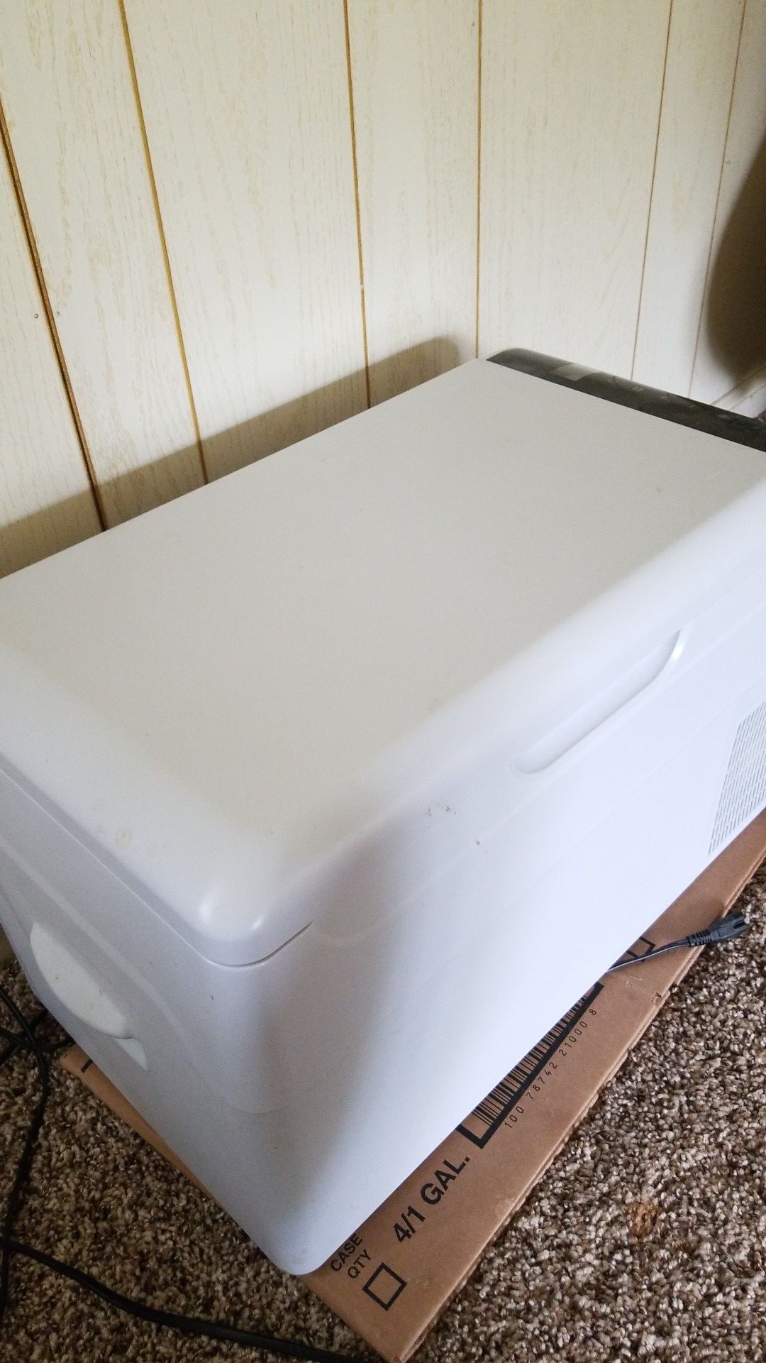 22 ct Freezer and Cooler (-4°f)