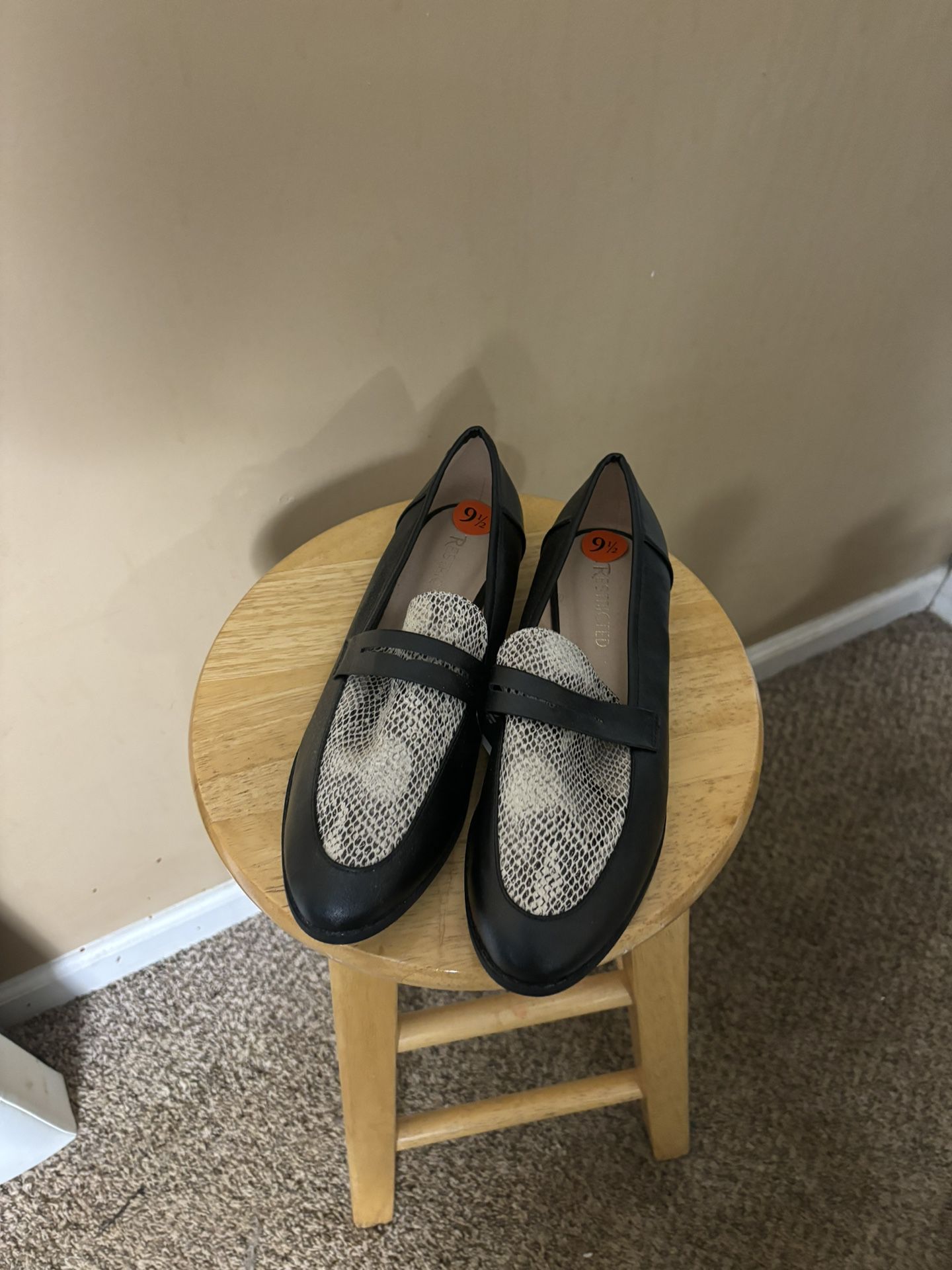 Loafer Style Dress Shoes 