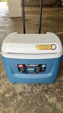 Igloo MaxCold Premium 62-quart / 58-liter wheeled cooler, rated for six-day cooling.