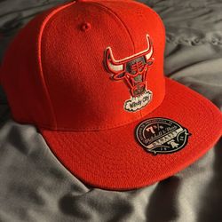Red 20th Anniversary 1st Championship 1(contact info removed) Bulls “Windy City Co.” Fitted Men’s Hat