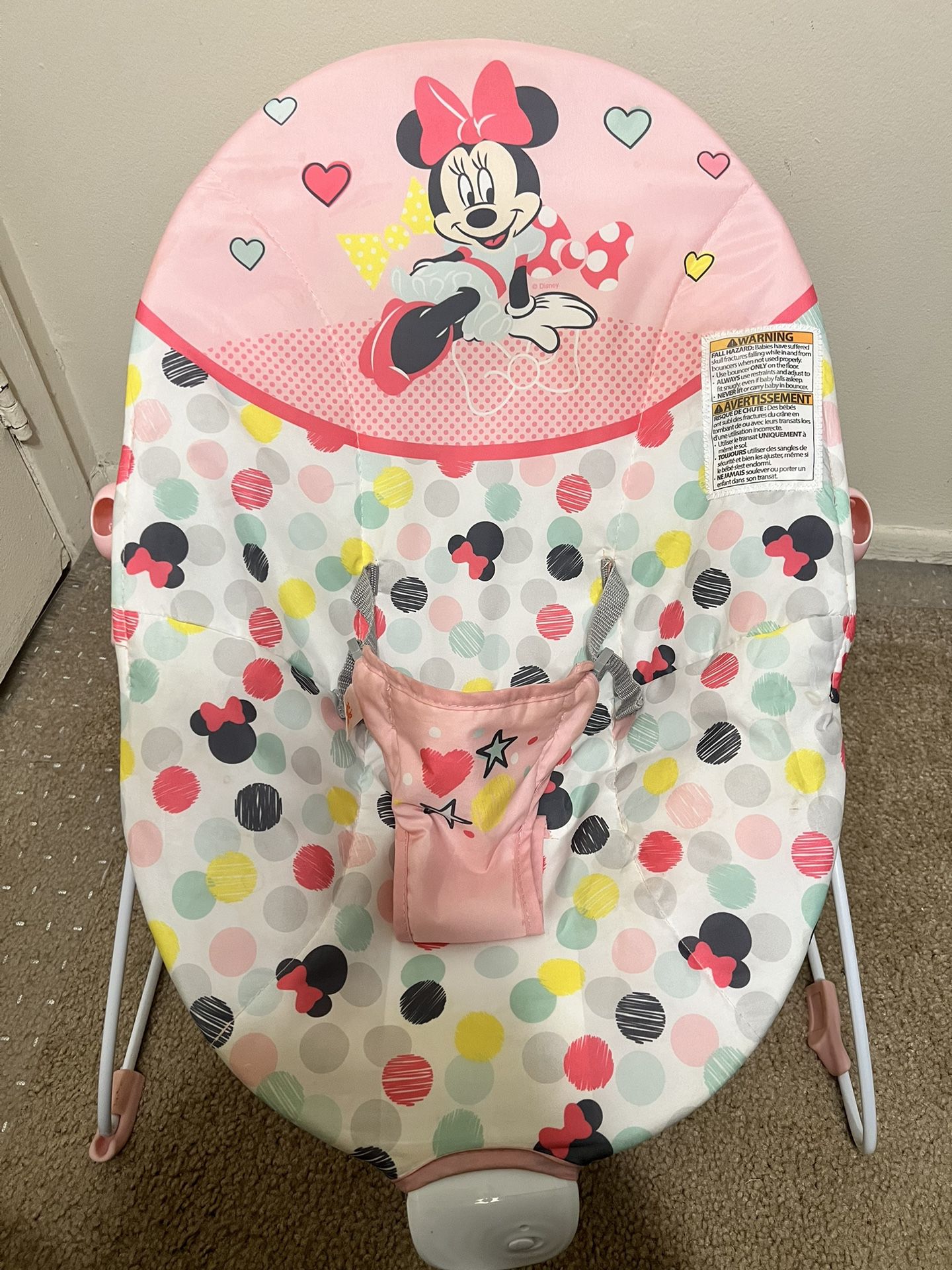 MOVING MUST GO TODAY! Babygirl Disneys Minnie Mouse baby seat