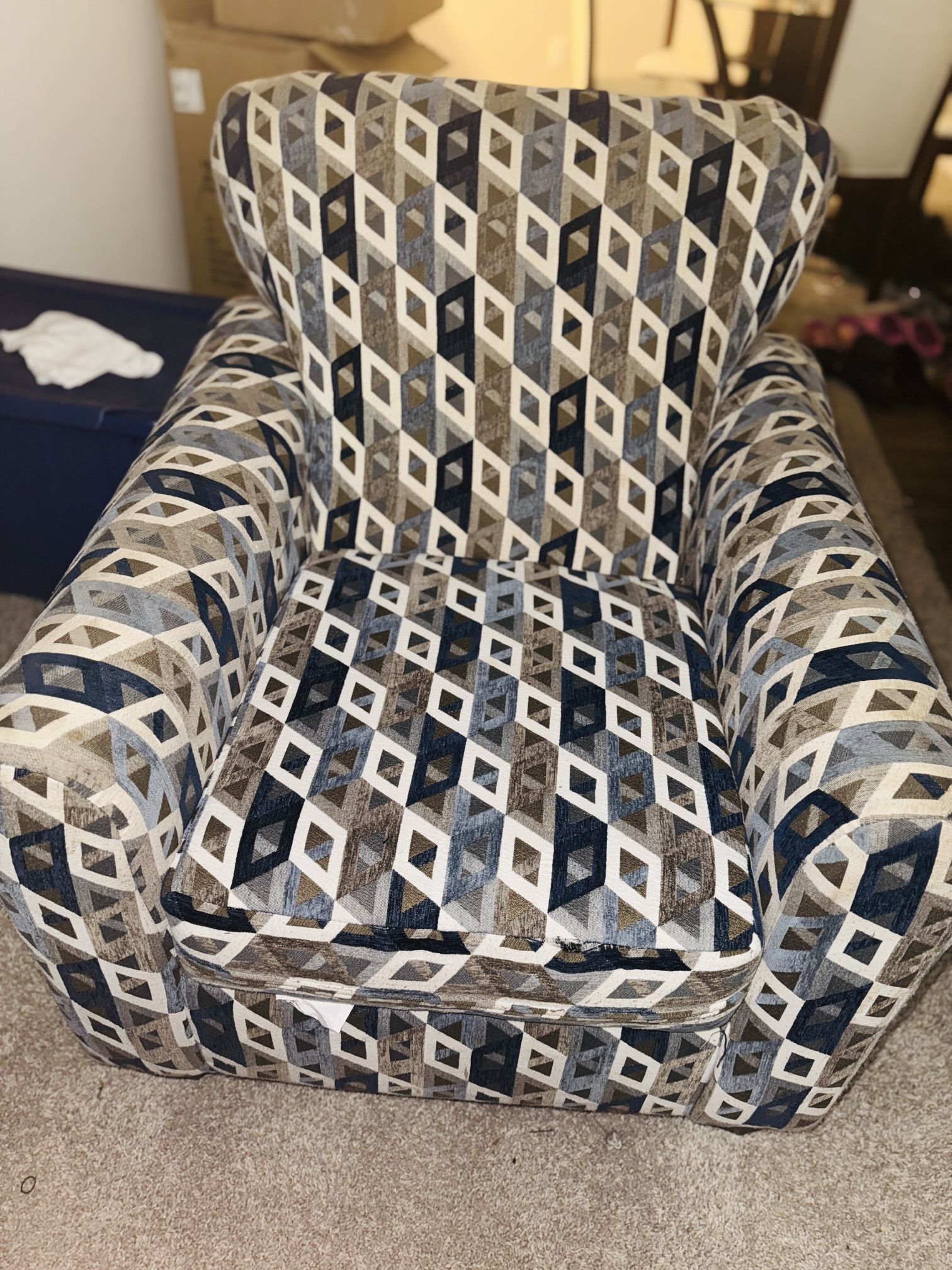 Accent chair
