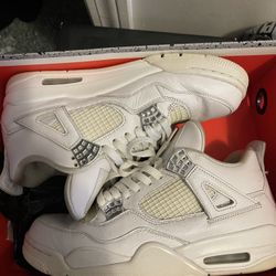 Pure Money 4’s 