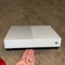 Xbox One S 