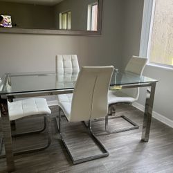 Dining Room Table With Chairs 