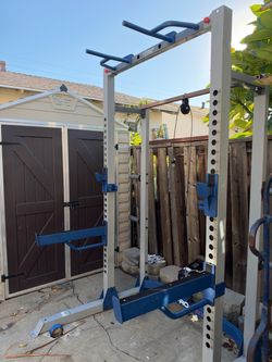 Fitness gear power rack.