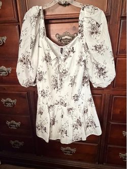 Women’s dresses