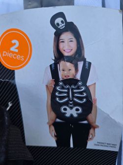 Halloween baby carrier with hat