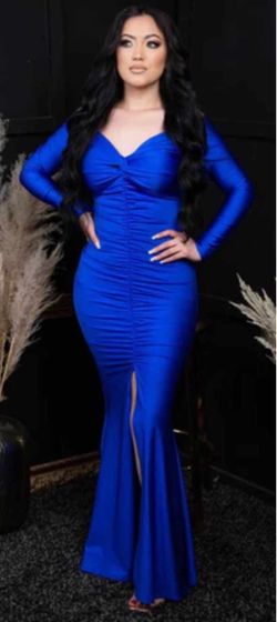 New women’s dress size S/M