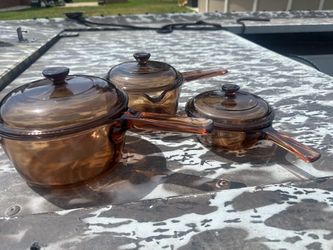 Corning 3 piece Saucepan. MADE IN USA