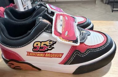 Cars lighting McQueen sneakers