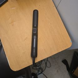 OB COOL SHOT HAIR STRAIGHTENER AND STYLE SETTER