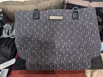 Beautiful Carry On New