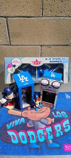 DODGERS & ANGELS & RAIDERS BOBBLEHEADS AVAILABLE. TAP HANDLES FOR SALE ( ALSO PLENTY OF NEON SIGNS / LIGHTS AVAILABLE .