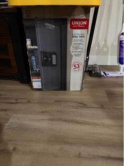 Electric wall safe