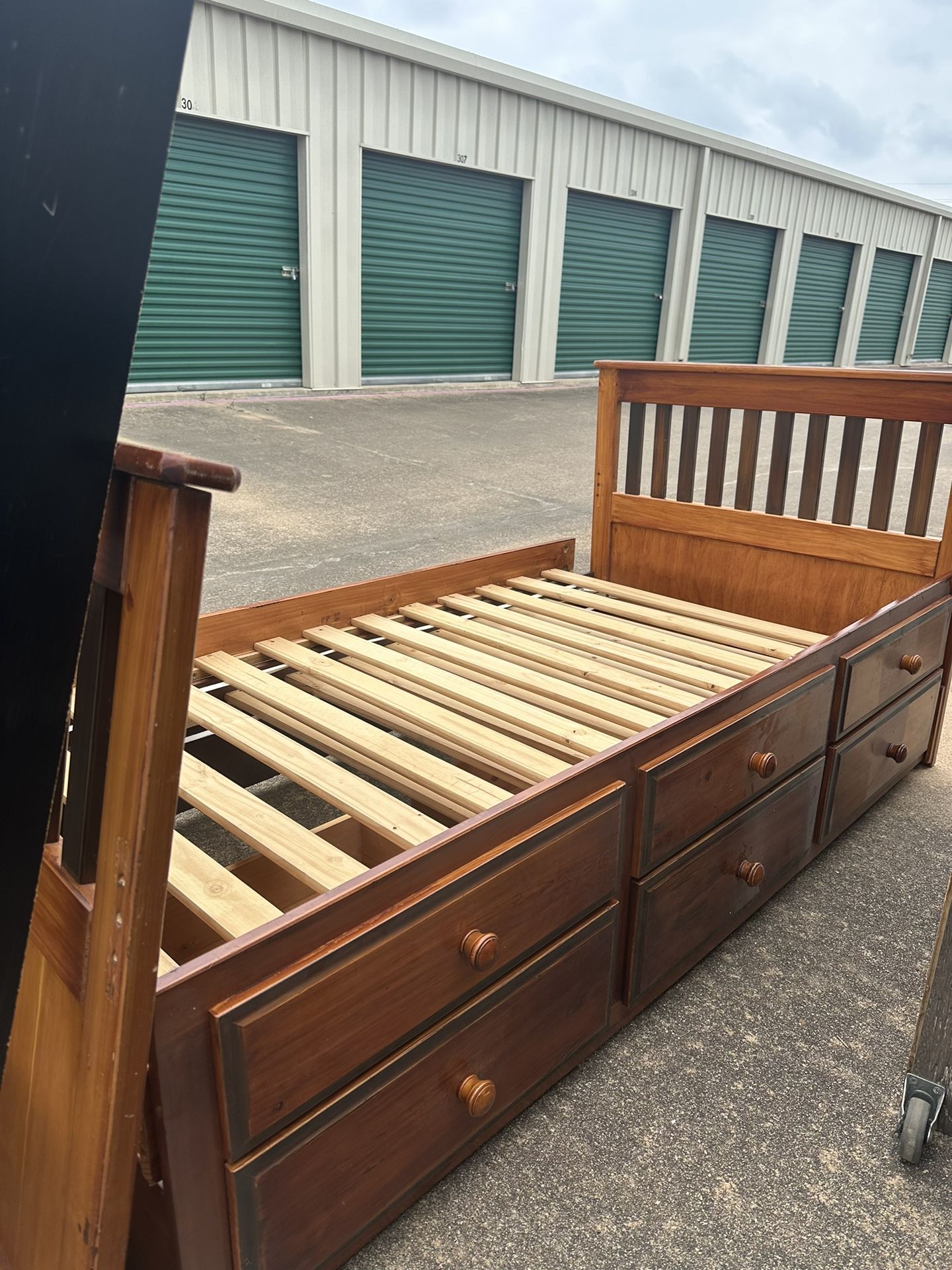 Twin/ Full Bed Solid Wood