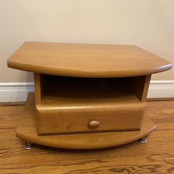 Wooden TV stand Height 17, Depth 20, Width 27 ‘’