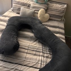 Pregnancy Pillows