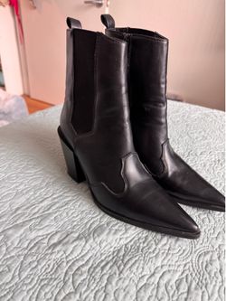 Bota corta  size 8