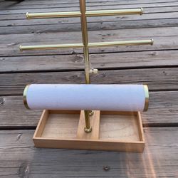 Jewelry Holder 