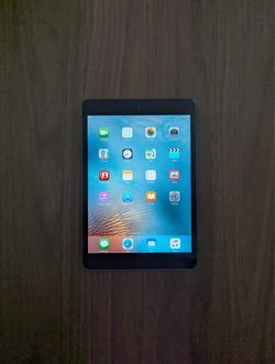 Apple iPad Mini 1st Generation 16GB WiFi Only – Space Gray (Model MF432LL/A)