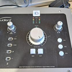 Audient ID22 Interface W/ 2 Class A Mic Pres $150