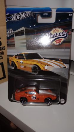 Hot Wheels Vintage Datsun 240z 