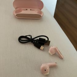 Guess True Wireless Headphones