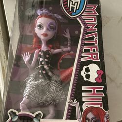 Monster High Dolls G3 For 20 Dollars Each Except Operate She Is 30 Dollars She Is A G1