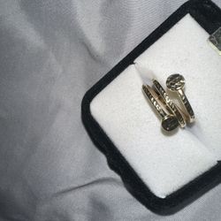 18k Gold Ring 
