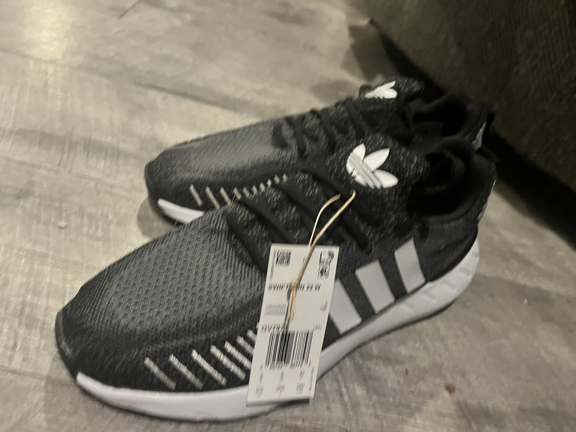 Adidas Women’s Brand New Size 9.5