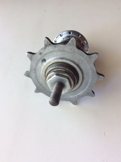 Elgin skip tooth sprocket bicycle hub only