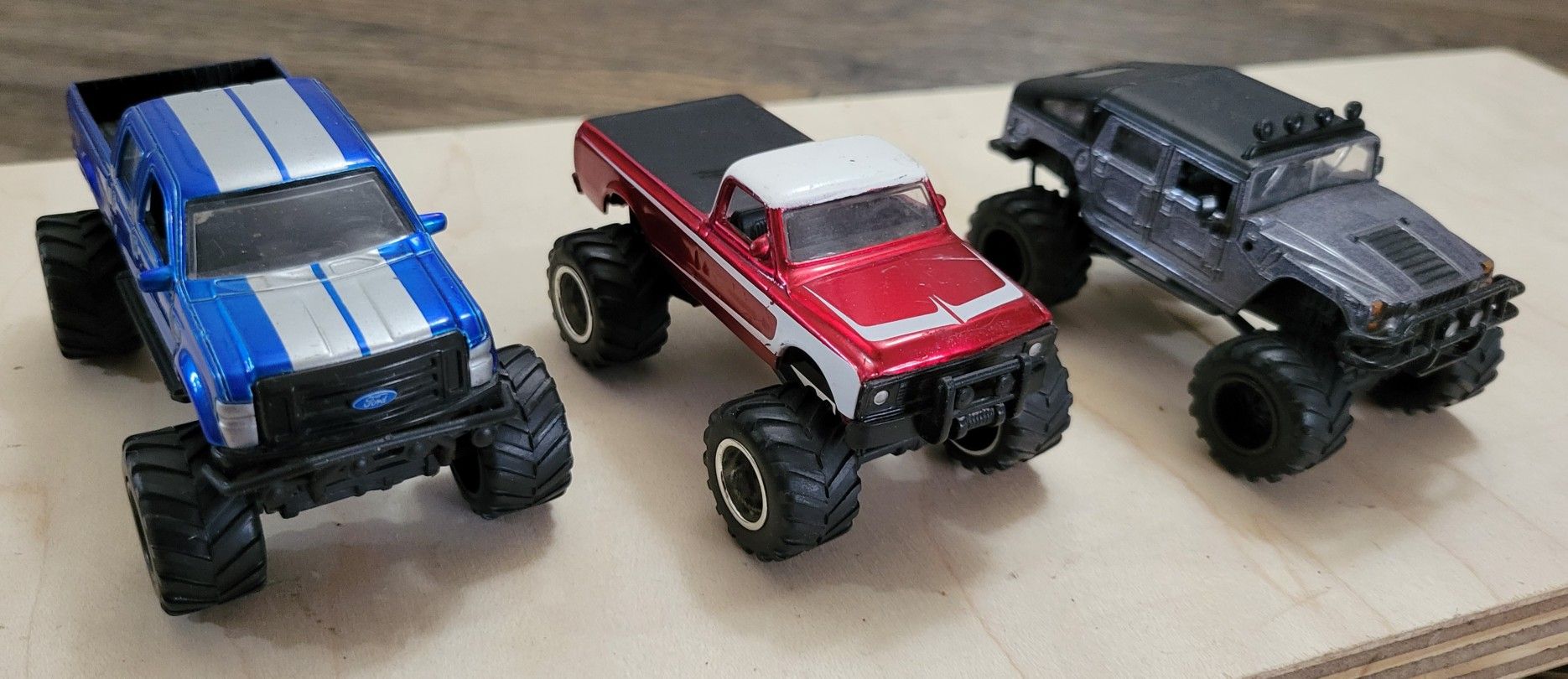 Jada Toys 4x4 Lifted Trucks. Set Of 3.