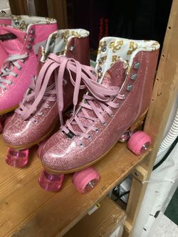 Pink Glitter Quad Roller Skates