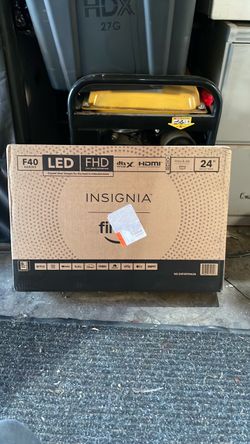 Insignia 24 in LED TV